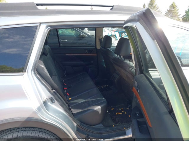 Продаж на аукціоні авто 2014 Subaru Outback 2.5i Limited, vin: 4S4BRBLC1E3215971, номер лоту: 45063779