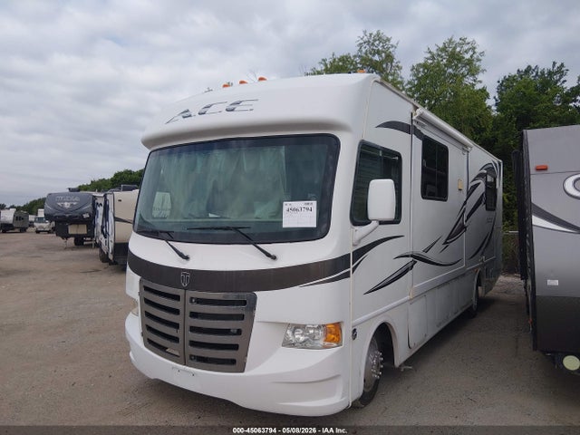 45063794 :رقم المزاد ، 1F64F5DY2B0A07387 vin ، 2011 Ford F53 مزاد بيع