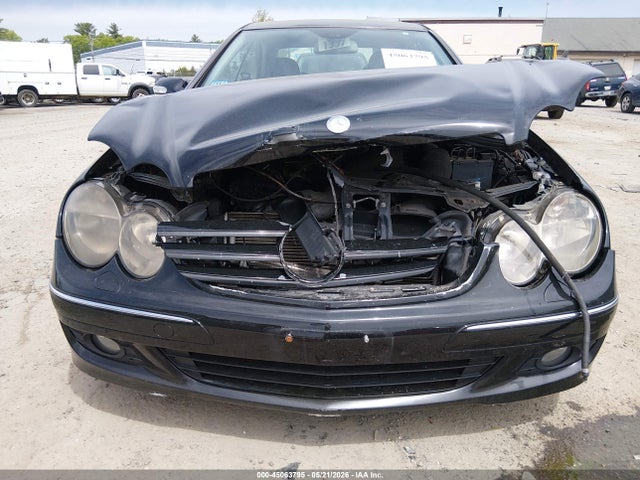 45063795 :رقم المزاد ، WDBTJ56HX8F236375 vin ، 2008 Mercedes-benz Clk 350 مزاد بيع