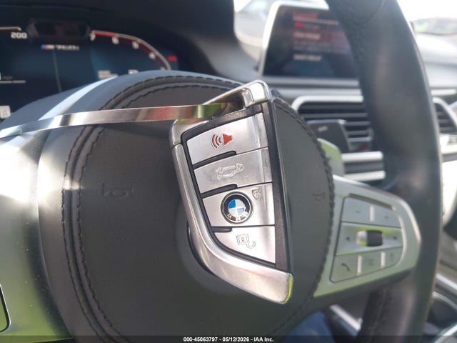 Продаж на аукціоні авто 2021 Bmw M760i Xdrive, vin: WBA7U6C04MCF49996, номер лоту: 45063797