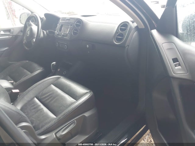 2012 Volkswagen Tiguan Sel მანქანა იყიდება აუქციონზე, vin: WVGBV7AXXCW605199, აუქციონის ნომერი: 45063799
