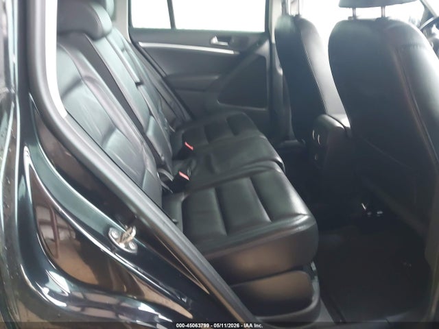 2012 Volkswagen Tiguan Sel მანქანა იყიდება აუქციონზე, vin: WVGBV7AXXCW605199, აუქციონის ნომერი: 45063799