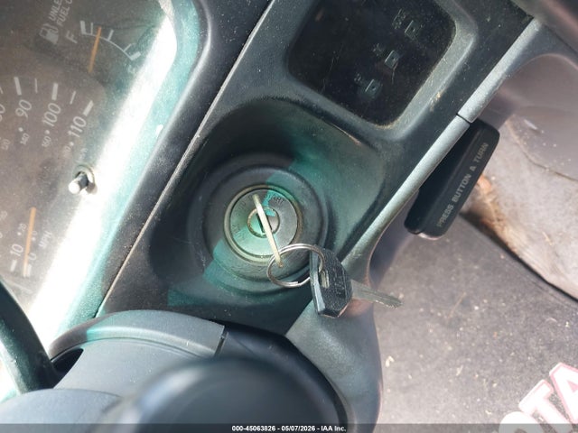 Aukcja sprzedaży 1998 Toyota Tacoma, vin: 4TAVL52N7WZ171525, numer aukcji: 45063826