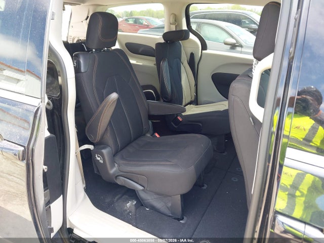 Продажа на аукционе авто 2017 Chrysler Pacifica Touring, vin: 2C4RC1DG7HR516949, номер лота: 45063858