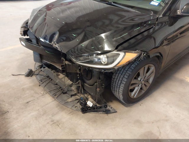 Продаж на аукціоні авто 2018 Hyundai Elantra Sel, vin: 5NPD84LF5JH326625, номер лоту: 45063873