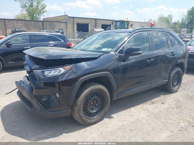 Продажа на аукционе авто 2020 Toyota Rav4 Xle, vin: 2T3P1RFV7LW135818, номер лота: 45063878