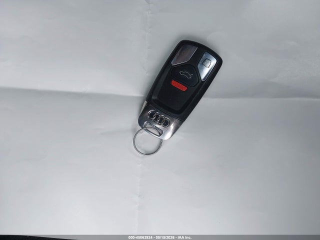 Aukcja sprzedaży 2017 Audi A4 2.0t Premium, vin: WAUENAF41HN066401, numer aukcji: 45063924