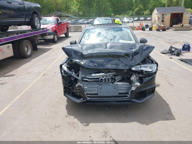 Aukcja sprzedaży 2017 Audi A4 2.0t Premium, vin: WAUENAF41HN066401, numer aukcji: 45063924