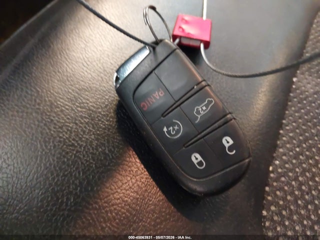 45063931 :رقم المزاد ، 3C4NJDDB2JT482609 vin ، 2018 Jeep Compass Trailhawk 4x4 مزاد بيع