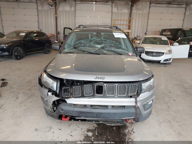 45063931 :رقم المزاد ، 3C4NJDDB2JT482609 vin ، 2018 Jeep Compass Trailhawk 4x4 مزاد بيع