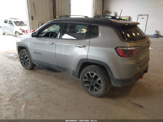 45063931 :رقم المزاد ، 3C4NJDDB2JT482609 vin ، 2018 Jeep Compass Trailhawk 4x4 مزاد بيع