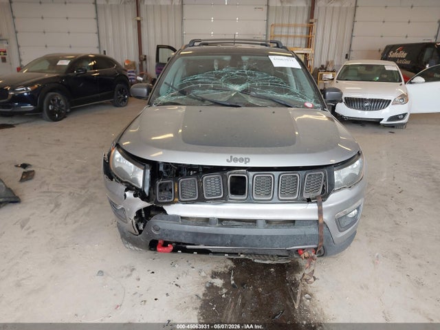 45063931 :رقم المزاد ، 3C4NJDDB2JT482609 vin ، 2018 Jeep Compass Trailhawk 4x4 مزاد بيع