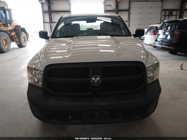 Продаж на аукціоні авто 2019 Ram 1500 Classic Tradesman  4x4 5'7 Box, vin: 1C6RR7KG4KS645555, номер лоту: 45064017