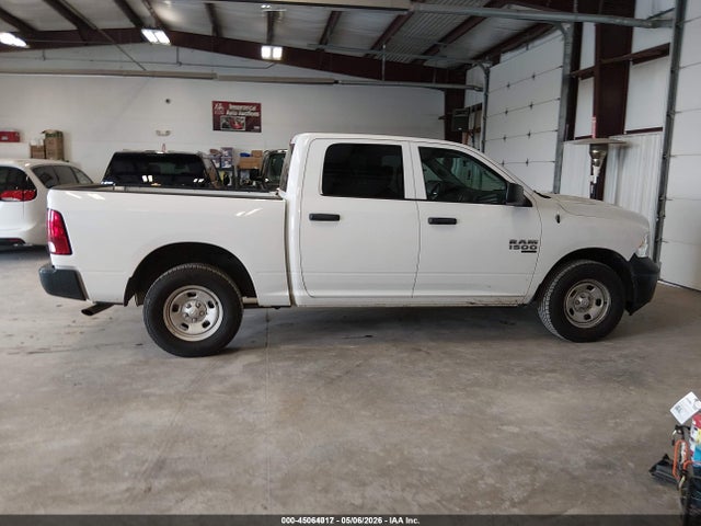Продаж на аукціоні авто 2019 Ram 1500 Classic Tradesman  4x4 5'7 Box, vin: 1C6RR7KG4KS645555, номер лоту: 45064017