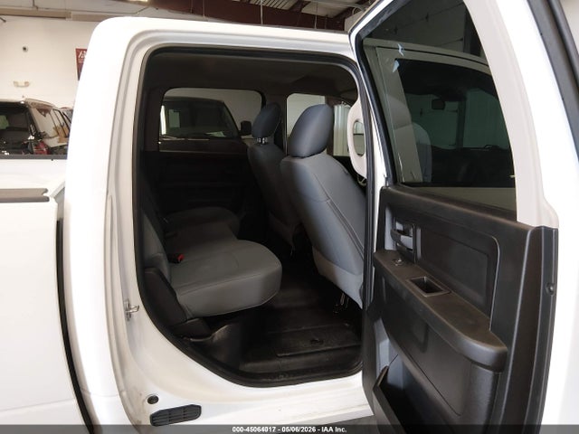 Продаж на аукціоні авто 2019 Ram 1500 Classic Tradesman  4x4 5'7 Box, vin: 1C6RR7KG4KS645555, номер лоту: 45064017
