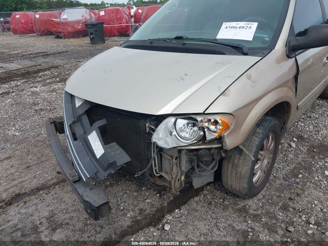 2006 Chrysler Town & Country Touring მანქანა იყიდება აუქციონზე, vin: 2A4GP54L96R861357, აუქციონის ნომერი: 45064025