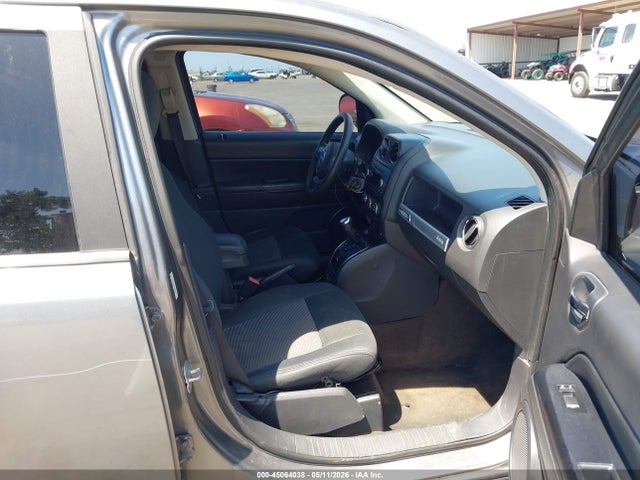 Продажа на аукционе авто 2014 Jeep Compass Sport, vin: 1C4NJDBB2ED592526, номер лота: 45064038