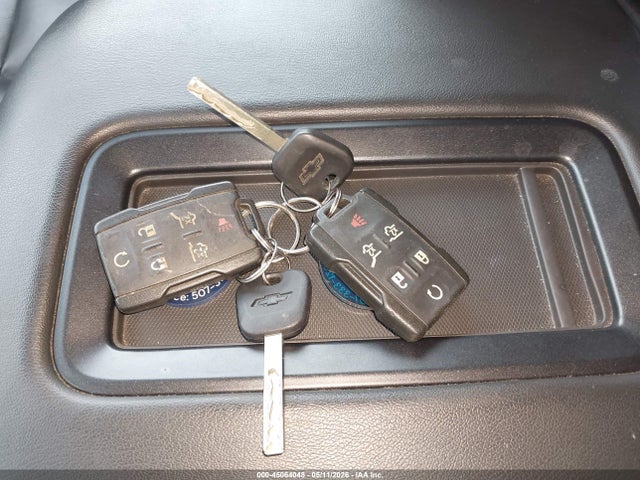1GNSKHKC9JR223327 Chevrolet Suburban Lt
