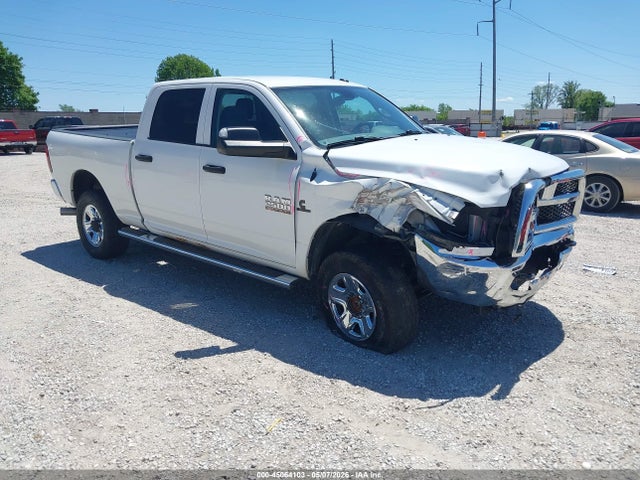 RAM 2500 Tradesman 4x4 6'4 Box 2018 3C6UR5CL2JG142607 головне зображення