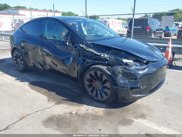 Tesla Model Y Performance Dual Motor All-wheel Drive 2021 5YJYGDEFXMF173356 main image
