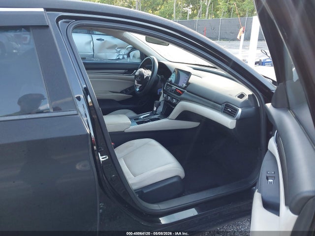 2018 Honda Accord Lx მანქანა იყიდება აუქციონზე, vin: 1HGCV1F10JA059115, აუქციონის ნომერი: 45064120