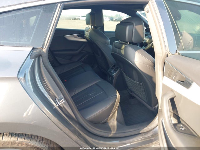 45064136 :رقم المزاد ، WAUENCF51JA005485 vin ، 2018 Audi A5 2.0t Premium مزاد بيع