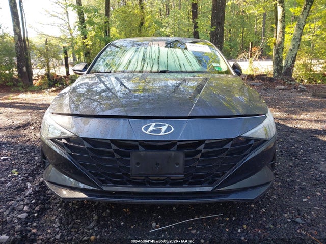 2022 Hyundai Elantra Sel მანქანა იყიდება აუქციონზე, vin: 5NPLM4AG0NH067051, აუქციონის ნომერი: 45064145