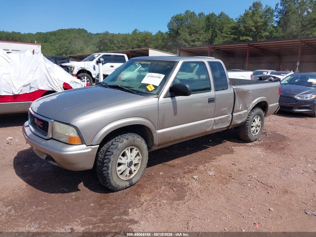 45064188 :رقم المزاد ، 1GTDT19X538264822 vin ، 2003 Gmc Sonoma Sls مزاد بيع