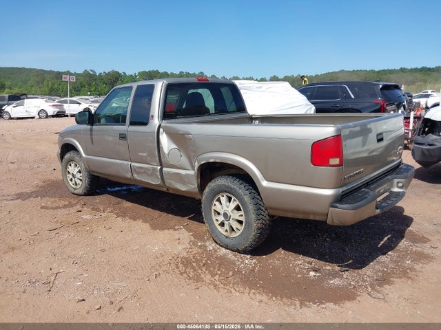45064188 :رقم المزاد ، 1GTDT19X538264822 vin ، 2003 Gmc Sonoma Sls مزاد بيع