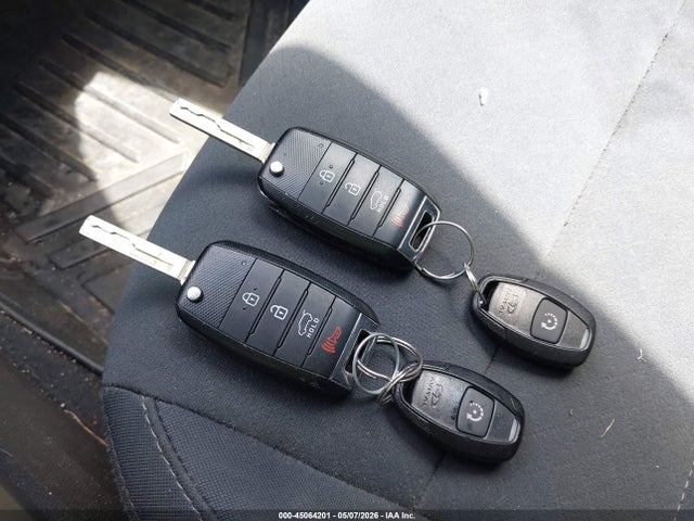 45064201 :رقم المزاد ، 5XYPGDA53KG482553 vin ، 2019 Kia Sorento 3.3l Lx مزاد بيع