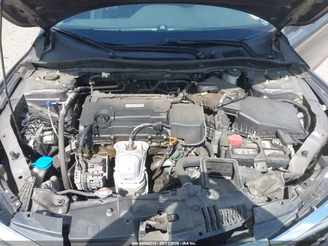 45064214 :رقم المزاد ، 1HGCR2F32HA228427 vin ، 2017 Honda Accord Lx مزاد بيع