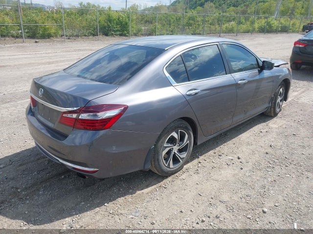 45064214 :رقم المزاد ، 1HGCR2F32HA228427 vin ، 2017 Honda Accord Lx مزاد بيع