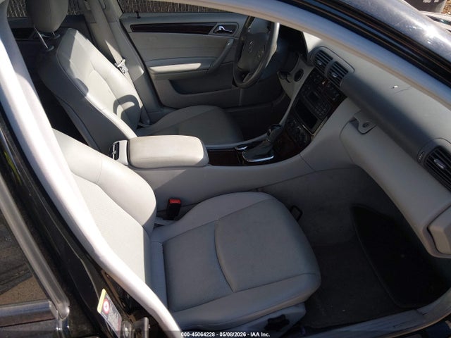 45064228 :رقم المزاد ، WDBRF81J73F417465 vin ، 2003 Mercedes-benz C 240 مزاد بيع