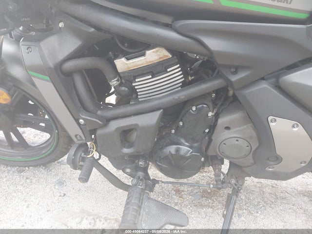 45064237 :رقم المزاد ، JKAENEC12NDA04640 vin ، 2022 Kawasaki En650 C مزاد بيع