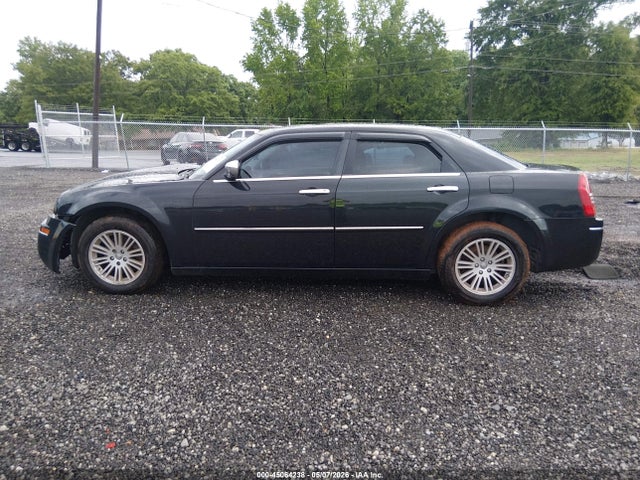 45064238 :رقم المزاد ، 2C3CA5CV3AH164374 vin ، 2010 Chrysler 300 Touring/signature Series/executive Series مزاد بيع