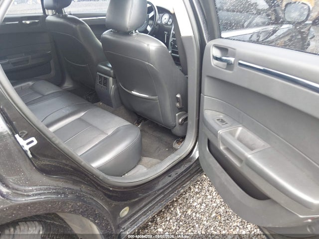 45064238 :رقم المزاد ، 2C3CA5CV3AH164374 vin ، 2010 Chrysler 300 Touring/signature Series/executive Series مزاد بيع