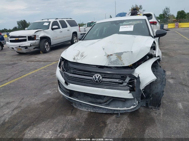 Продаж на аукціоні авто 2023 Volkswagen Jetta 1.5t Sport, vin: 3VWBM7BU0PM023806, номер лоту: 45064249