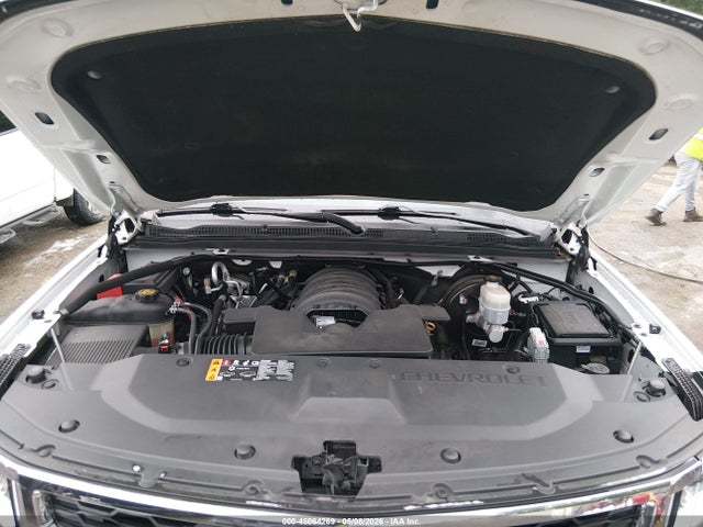 45064269 :رقم المزاد ، 1GNSKHKC6JR403980 vin ، 2018 Chevrolet Suburban Lt مزاد بيع