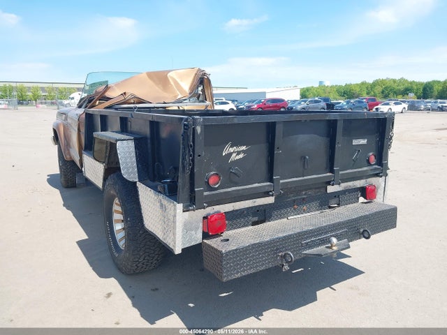 45064290 :رقم المزاد ، J4F452CA18935 vin ، 1974 Jeep Jeep مزاد بيع