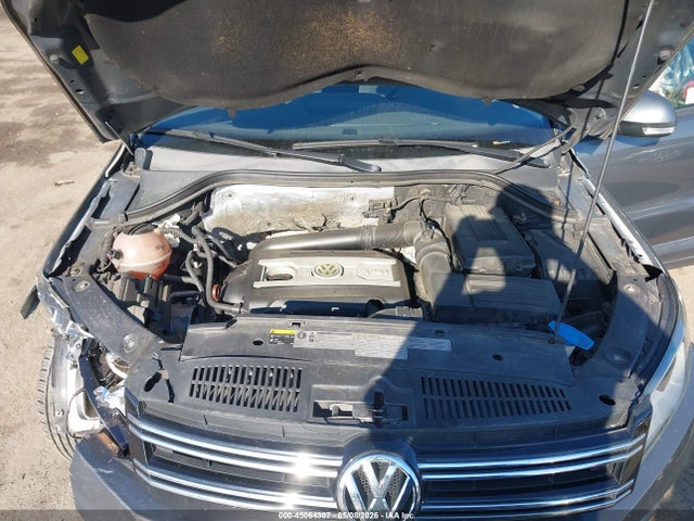 45064307 :رقم المزاد ، WVGAV3AX2DW588162 vin ، 2013 Volkswagen Tiguan S مزاد بيع