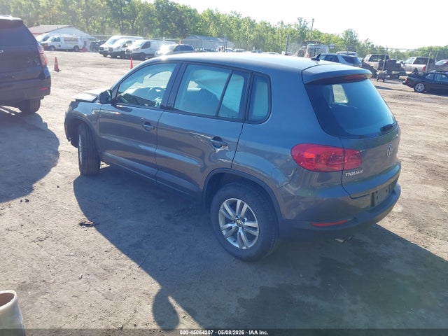 45064307 :رقم المزاد ، WVGAV3AX2DW588162 vin ، 2013 Volkswagen Tiguan S مزاد بيع