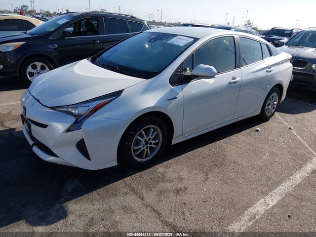 JTDKBRFU1H3031527 Toyota Prius Two