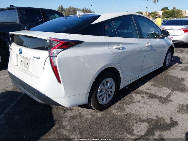 JTDKBRFU1H3031527 Toyota Prius Two