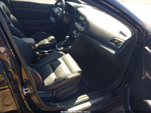 KMHD04LBXJU563651 Hyundai Elantra Sport