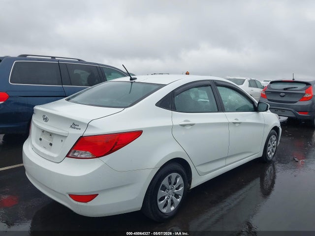 Aukcja sprzedaży 2015 Hyundai Accent Gls, vin: KMHCT4AE4FU926968, numer aukcji: 45064327