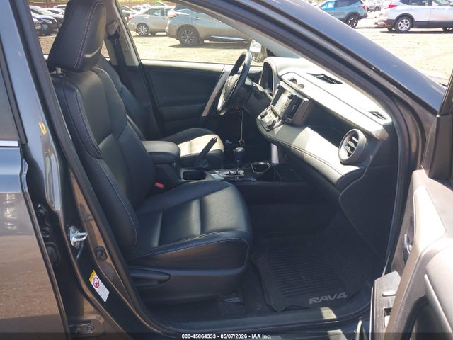 45064333 :رقم المزاد ، JTMDJREV8GD013654 vin ، 2016 Toyota Rav4 Hybrid Limited مزاد بيع