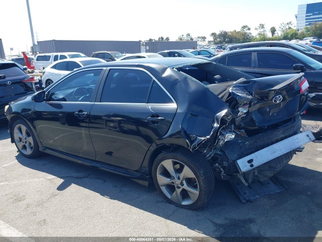4T1BF1FK0EU853323 Toyota Camry Se Sport