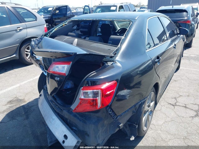 4T1BF1FK0EU853323 Toyota Camry Se Sport