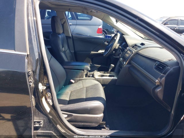 4T1BF1FK0EU853323 Toyota Camry Se Sport