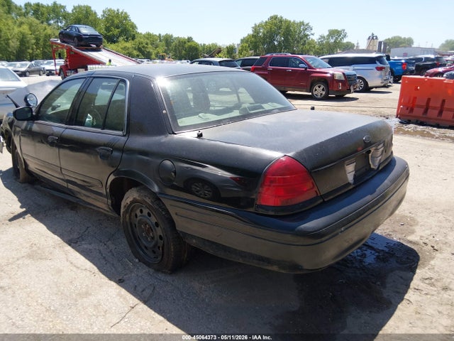 2006 Ford Crown Victoria Police/police Interceptor მანქანა იყიდება აუქციონზე, vin: 2FAHP71W36X101186, აუქციონის ნომერი: 45064373